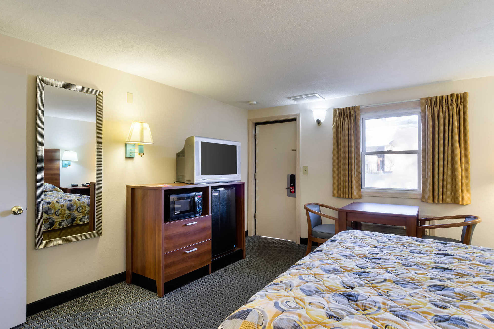 Econo Lodge West Springfield Pokój zdjęcie