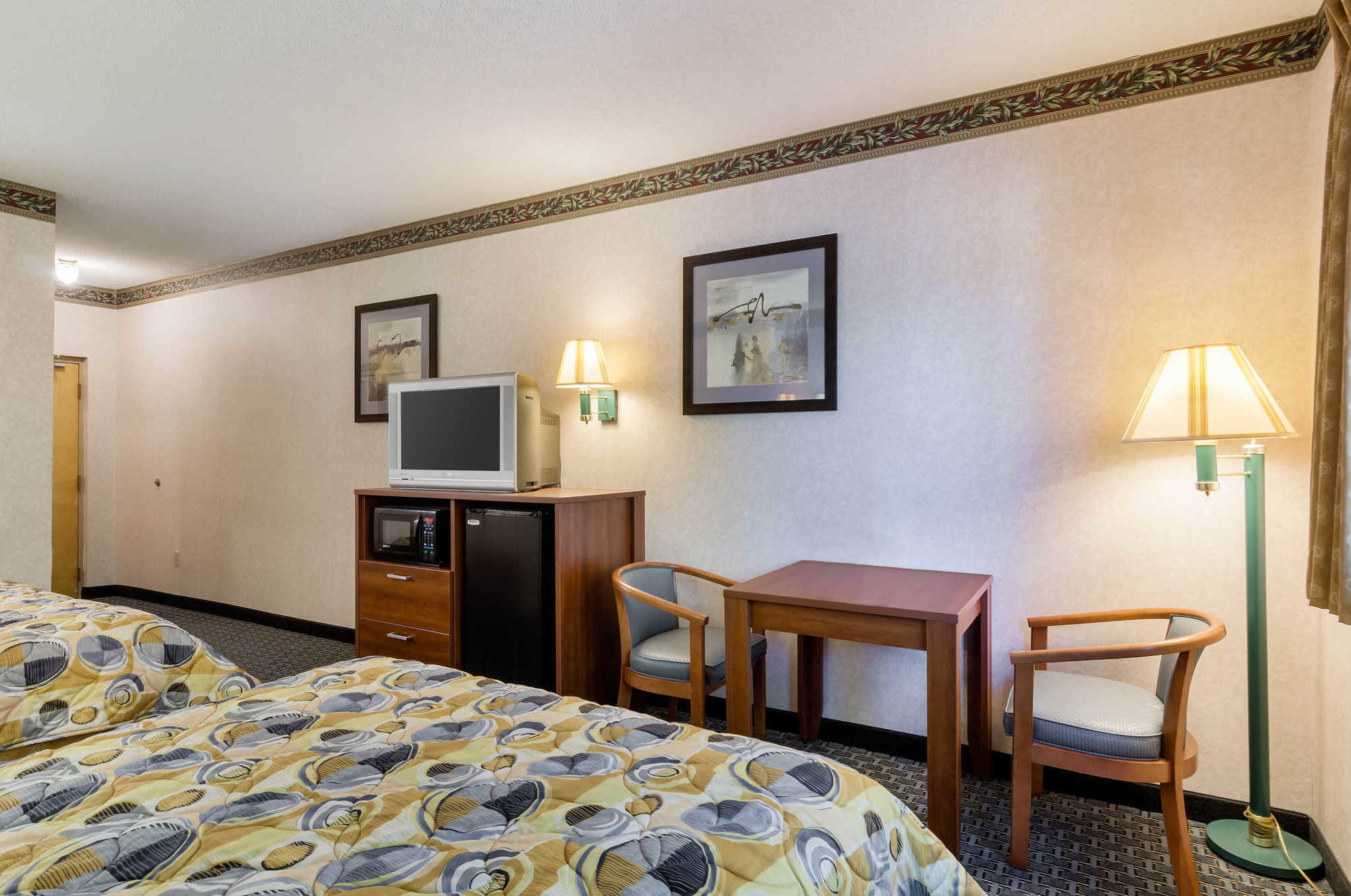Econo Lodge West Springfield Pokój zdjęcie